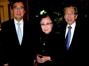 Philippines Ambassador Domingo Siazon, Jr., Seiko Watch chairman Reijiro Hattori, and his wife Etsuko.
