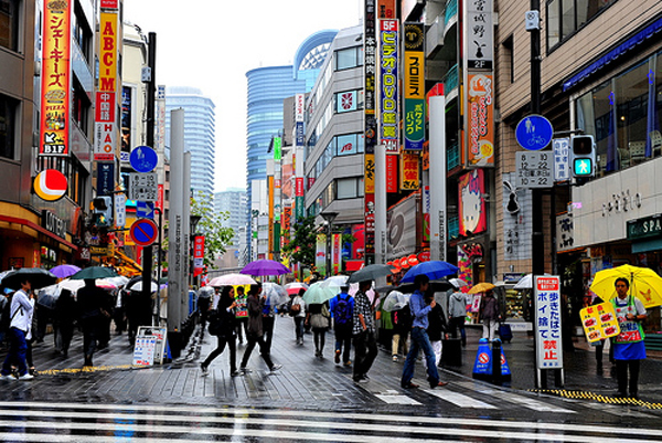 Tokyo in the Rain — Take photos in all weather conditions — On