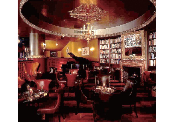 TABLEAUX LOUNGE — A CLASS ACT