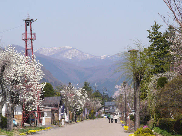 Spring Skiing in Minakami