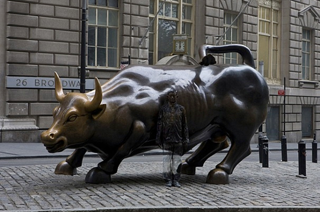 The New York Bull, Liu Bolin
