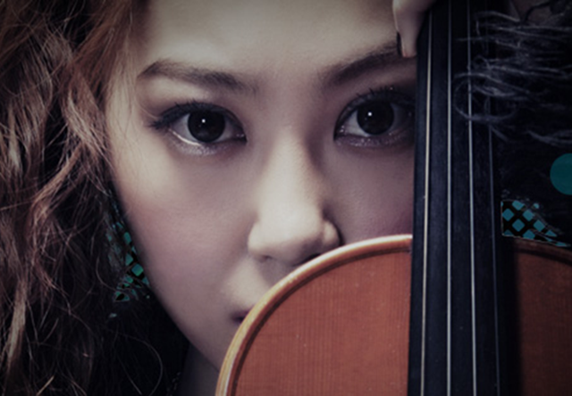 Mayuko Suenobu Puts a Modern Spin on the Classic Violin