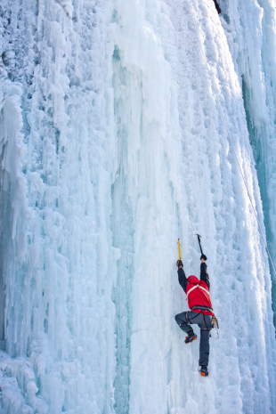 ice-climbing-japan-3