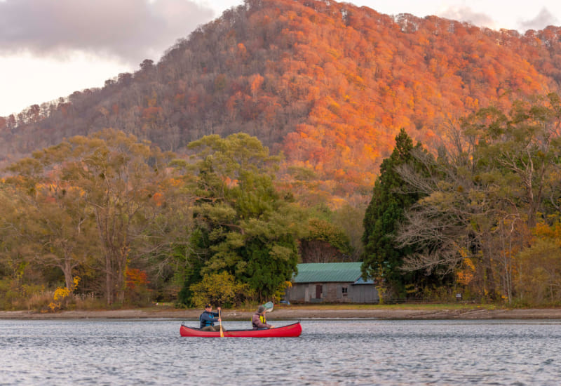Sharing Canoe Tales from Japan’s North Woods