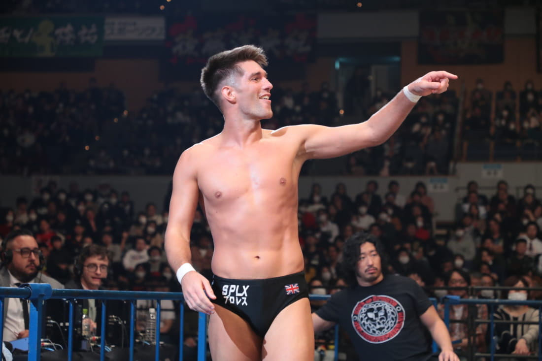 Zack-Sabre-Japan-vegan-wrestler-Tokyo-Weekender-4-1100x733.jpg