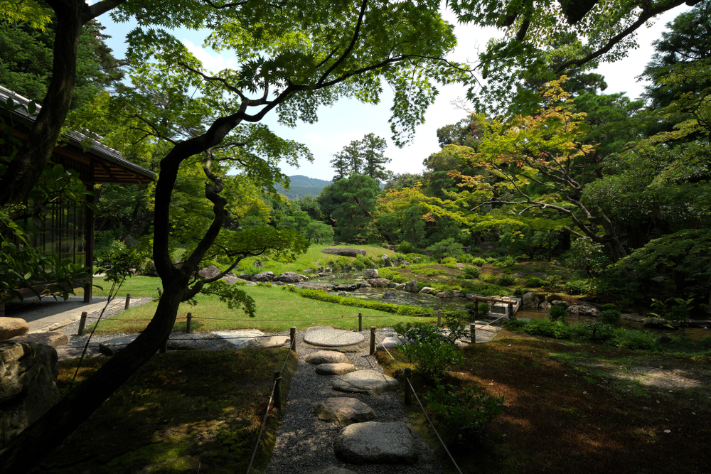 Mempelajari Bahasa Jepang Unik Yang Disebut Shakkei, Sebuah Konsep Dalam Menciptakan Taman Tradisional Jepang