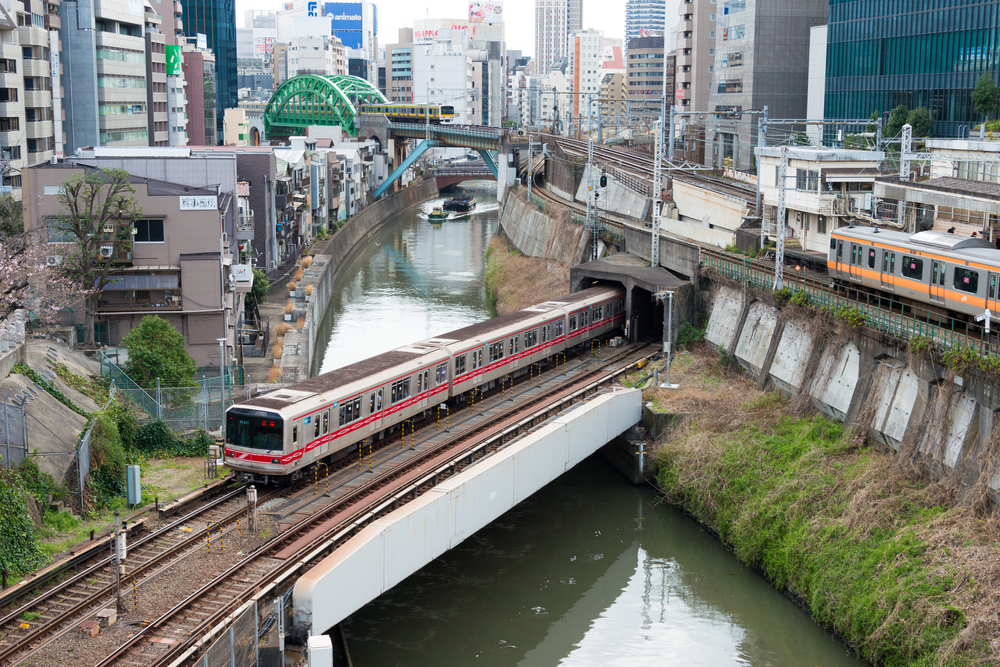 Tokyo Tour: The Top Sights, Sounds and Tastes along the Marunouchi Line