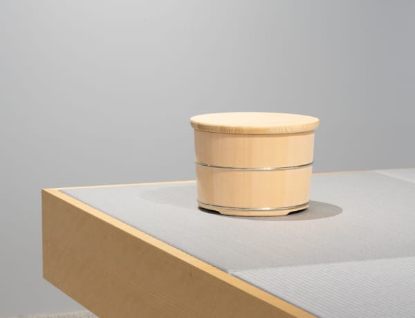 HULS GALLERY TOKYO Edo yui-oke wooden tub “Okeei” Eifu Kawamata Exhibition “Joining Plain Wood”