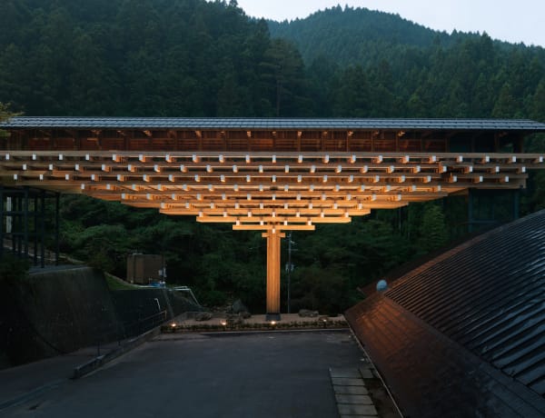 Yusuhara Wooden Bridge Museum © Takumi Ota