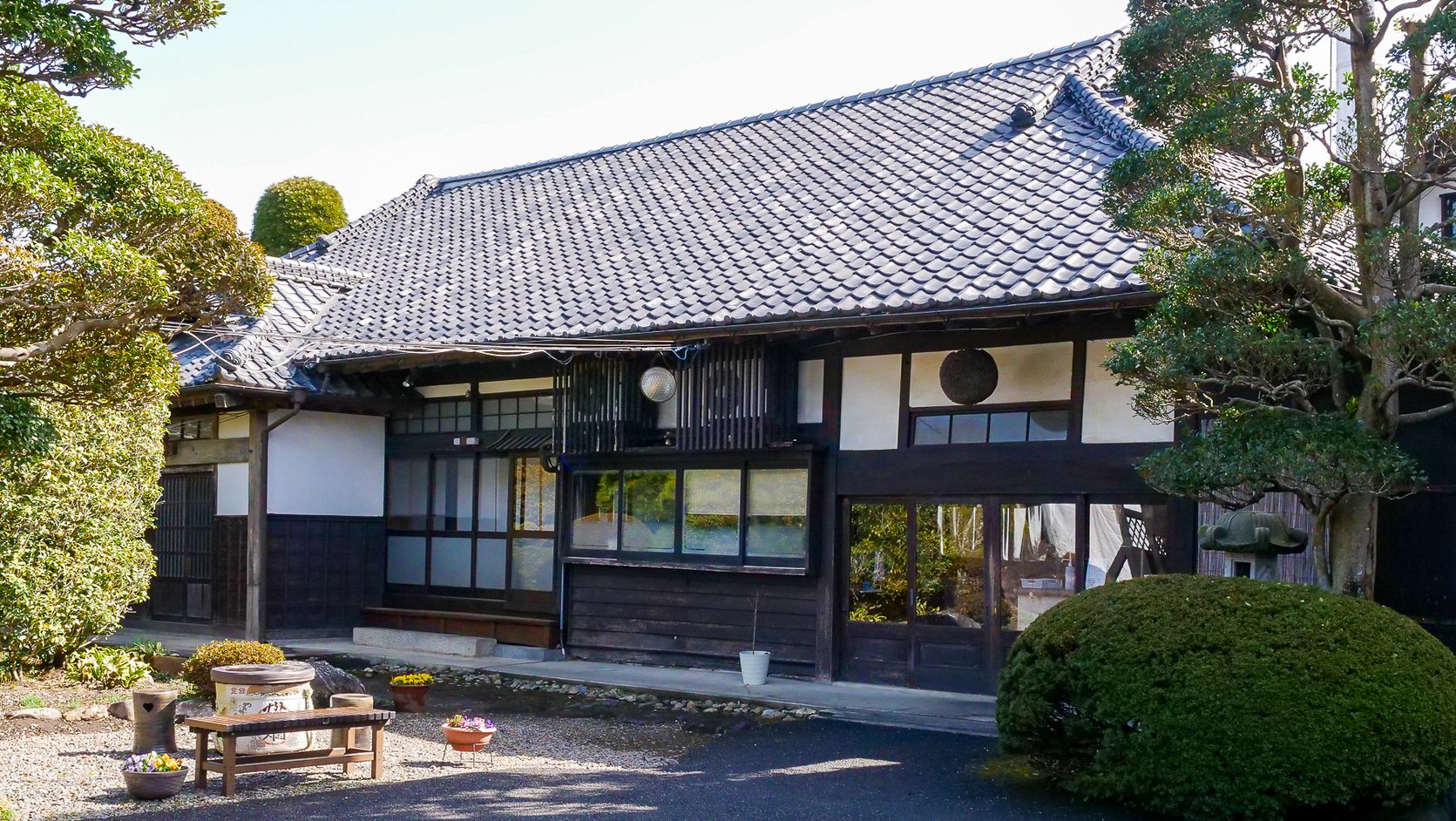 Tonoike sake brewery