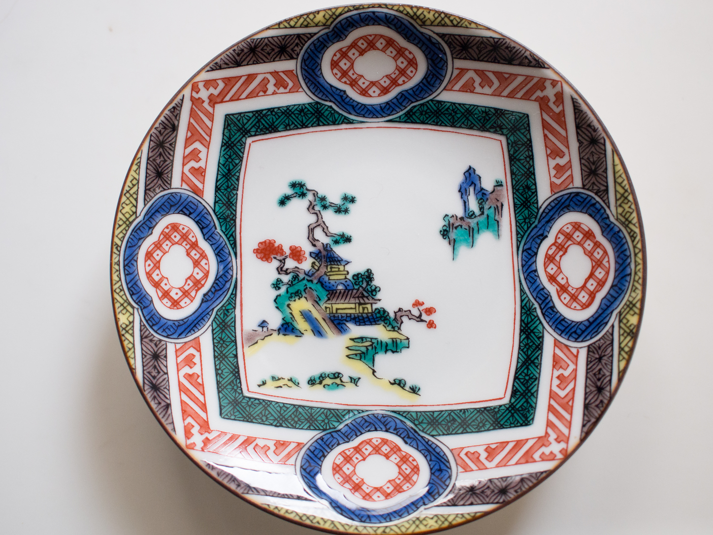 Japanese Porcelain: A Guide to Kutani Ware | Tokyo Weekender