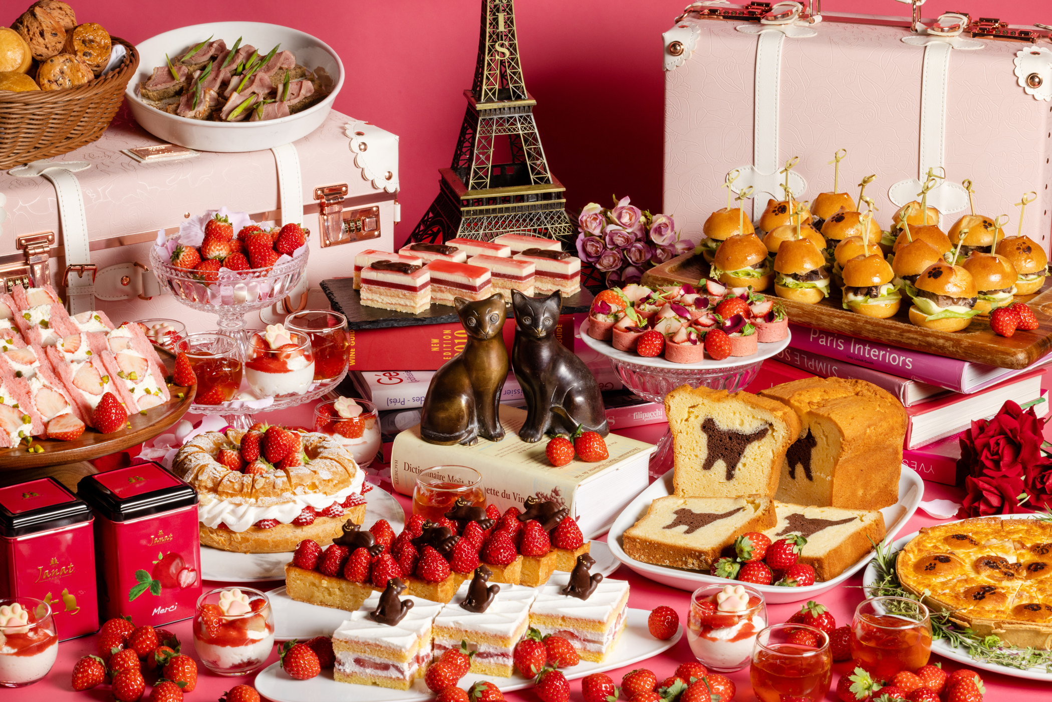 Strawberry Afternoon Tea - The Best things to do in tokyo this week