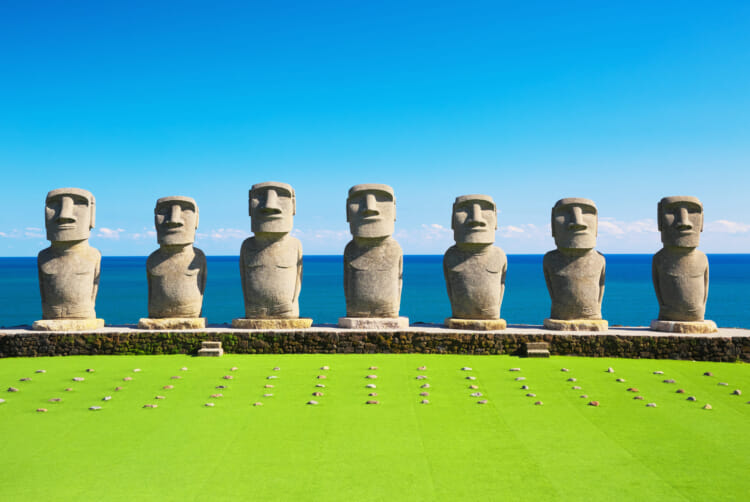 Sun Messe Nichinan: How Did These Giant Moai Statues End Up in