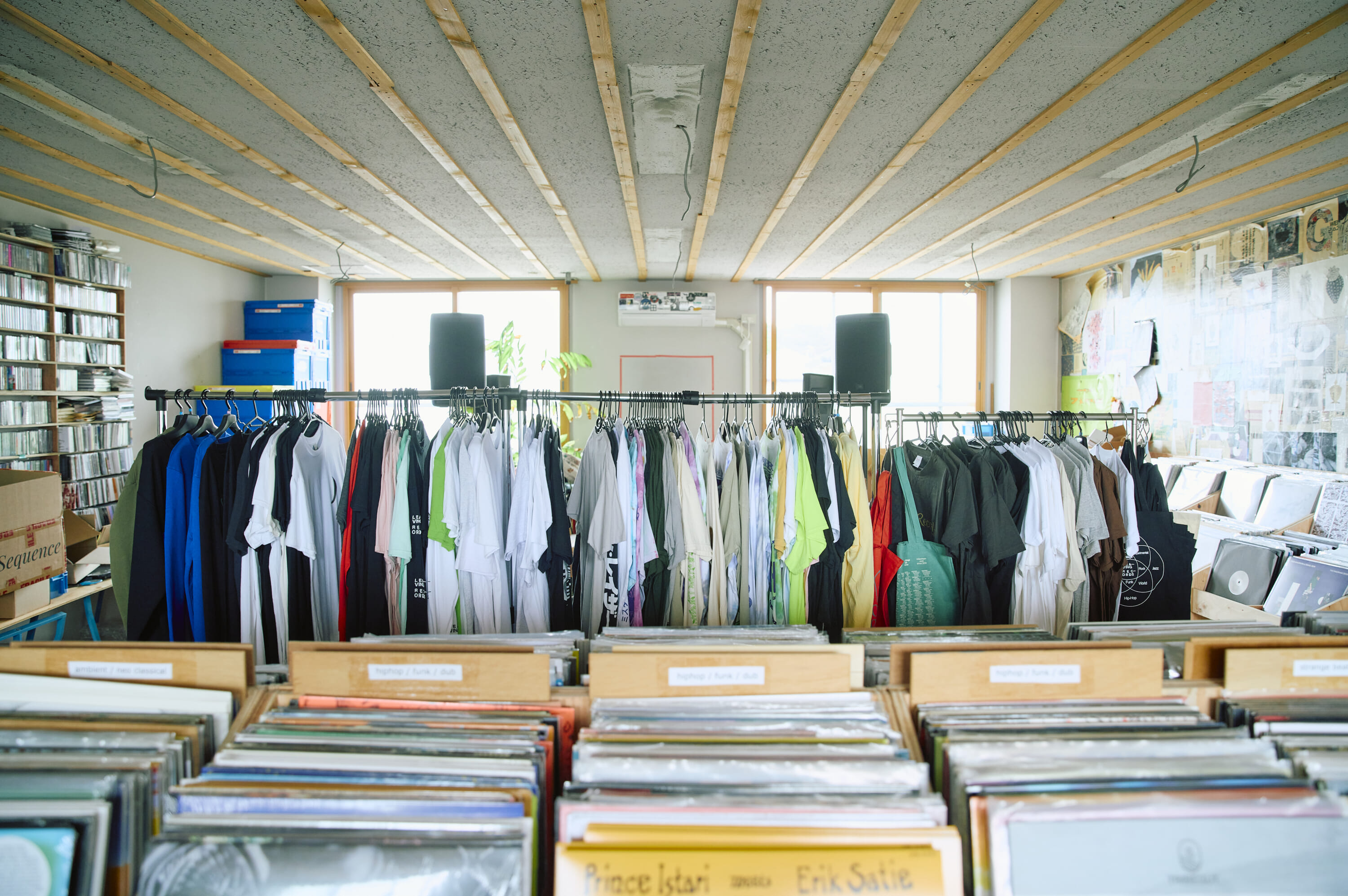 アート・デザイン・音楽 Shopping Experience Store & Showroom This Record Shop and Art Gallery are Cultivating a Cultural Hub in