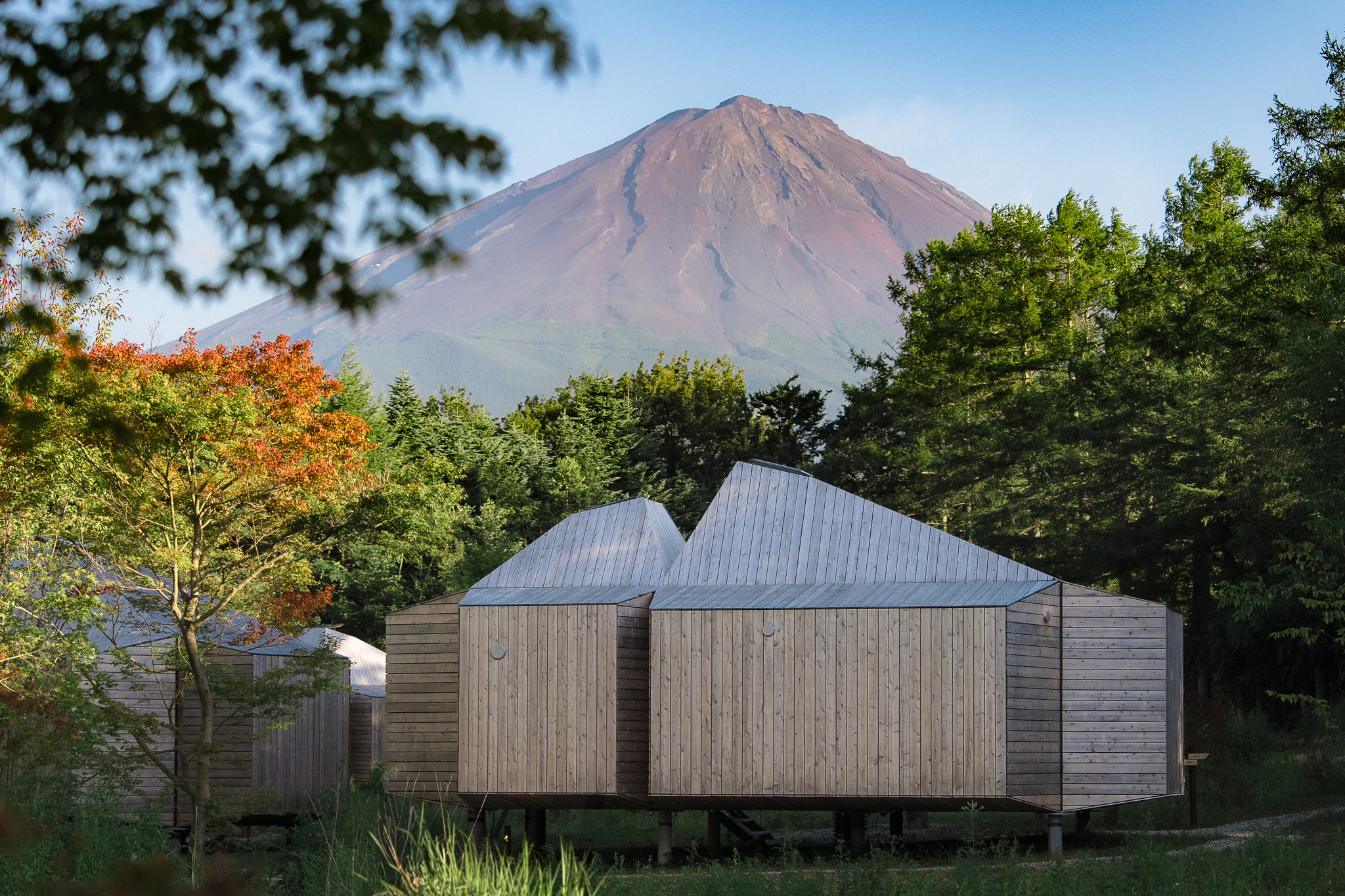 sanu 2nd home mount fuji
