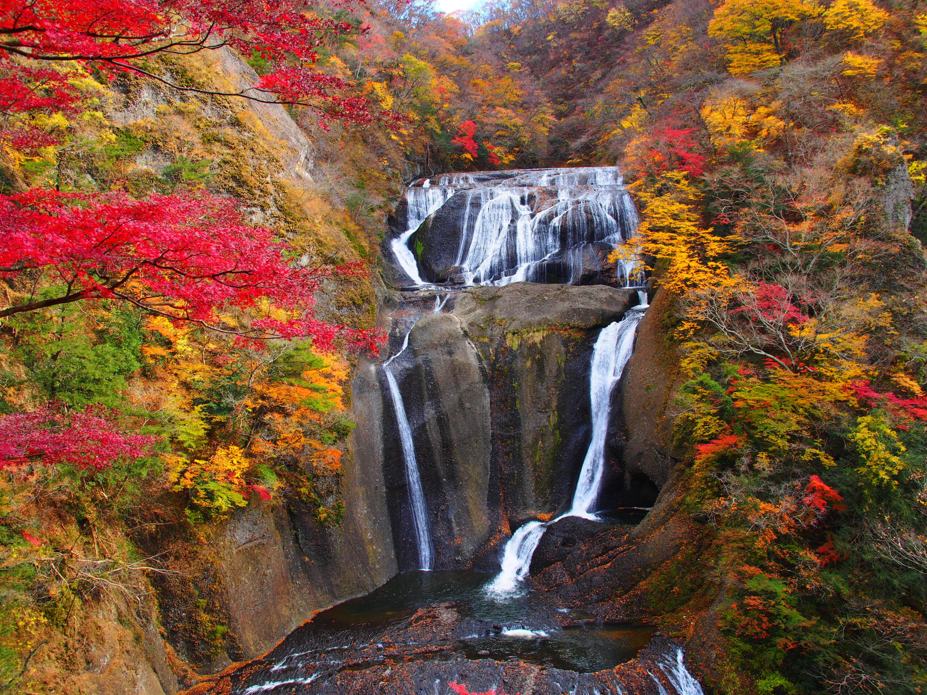 fukuroda falls japan