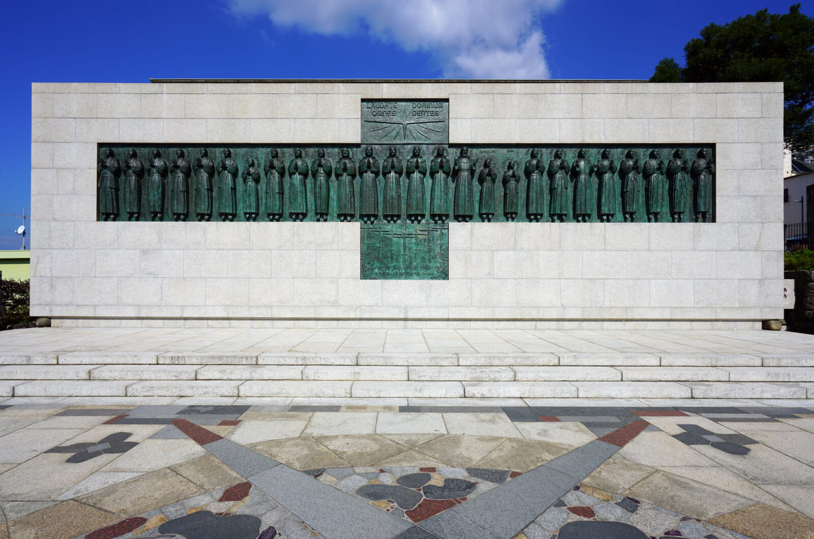 Japan’s cruel history of 700 years of suffering 3 Japan’s cruel history of 700 years of suffering crucifixion japan 002 nagasaki