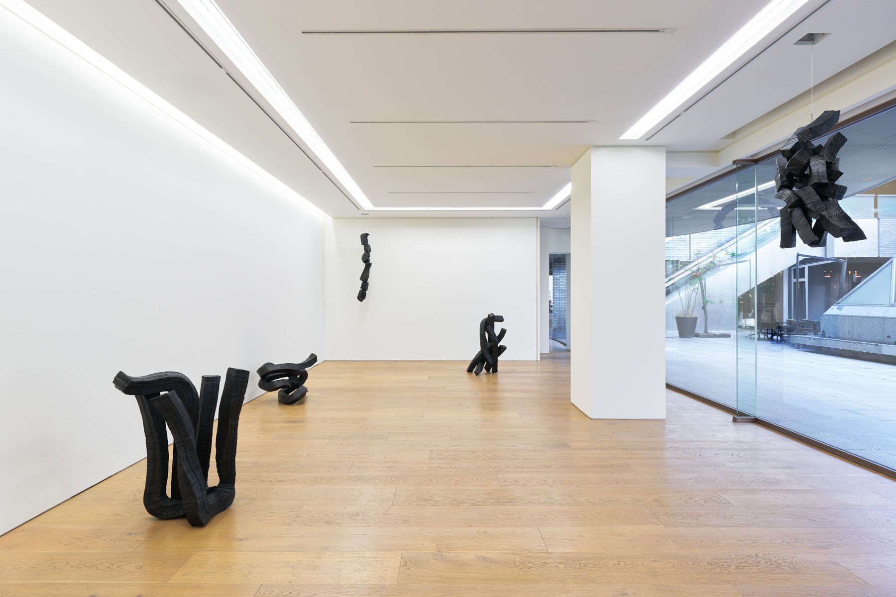 perrotin tokyo lee bae