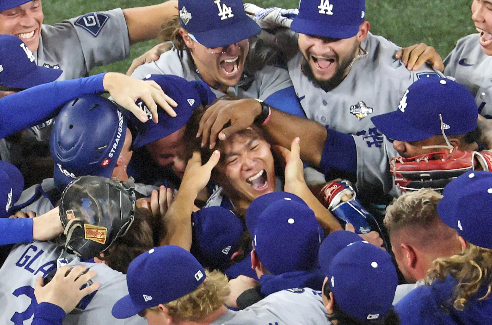 Takaichi Sanae vows to limit the number of foreigners it accepts yoshinobu yamamoto feature