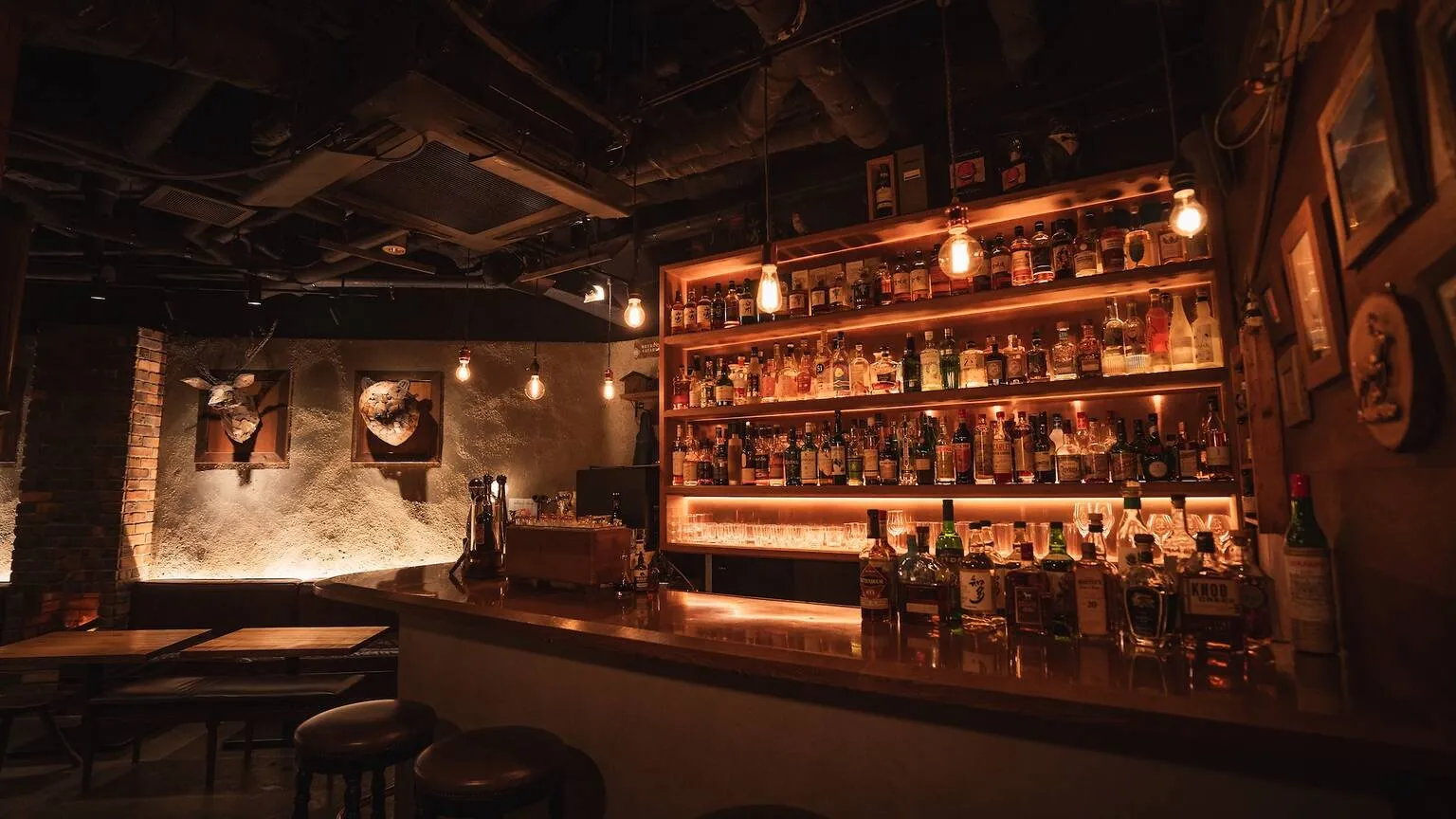 tokyo fireplace bar