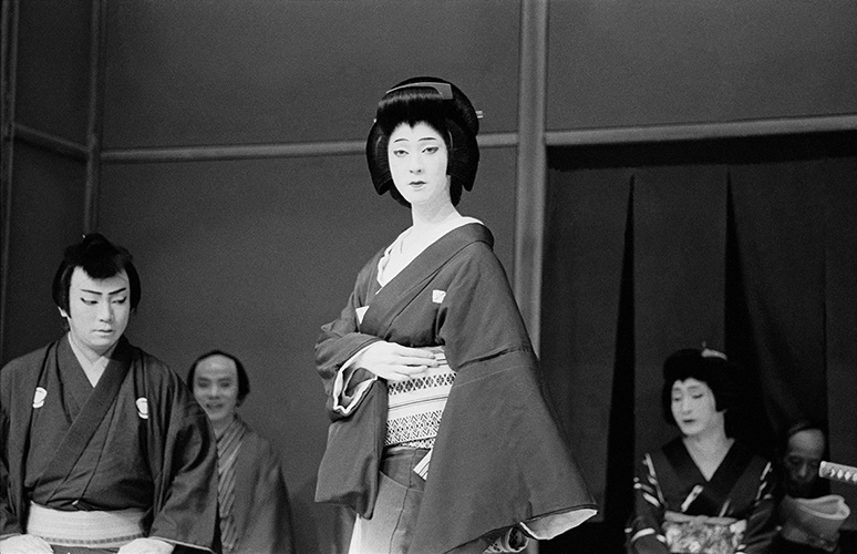 hiroh kikai photographer kabuki tamasaburo bando