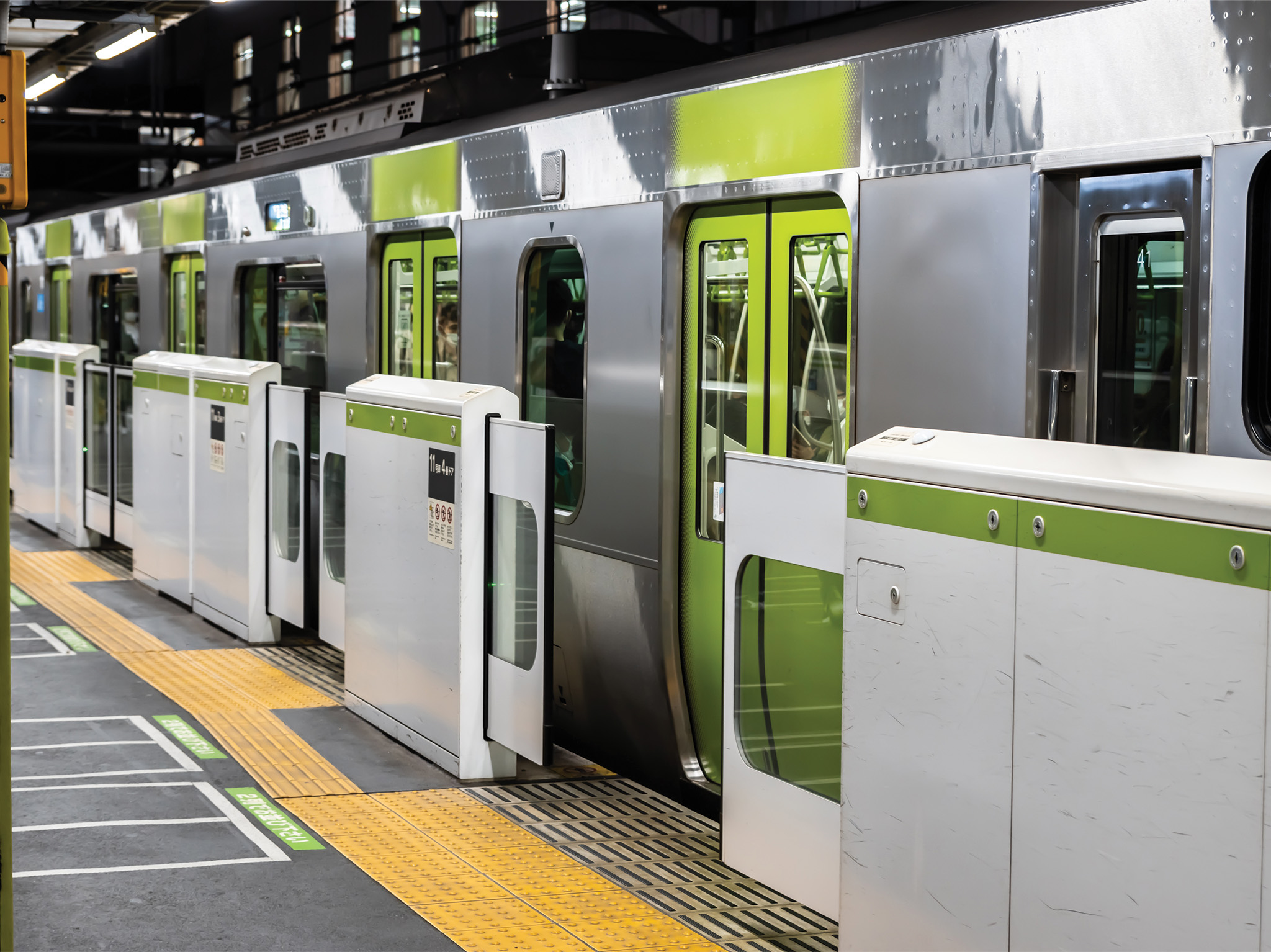 Power Outage Causes Chaos, Disrupting Yamanote and Other Major Lines | News Roundup
