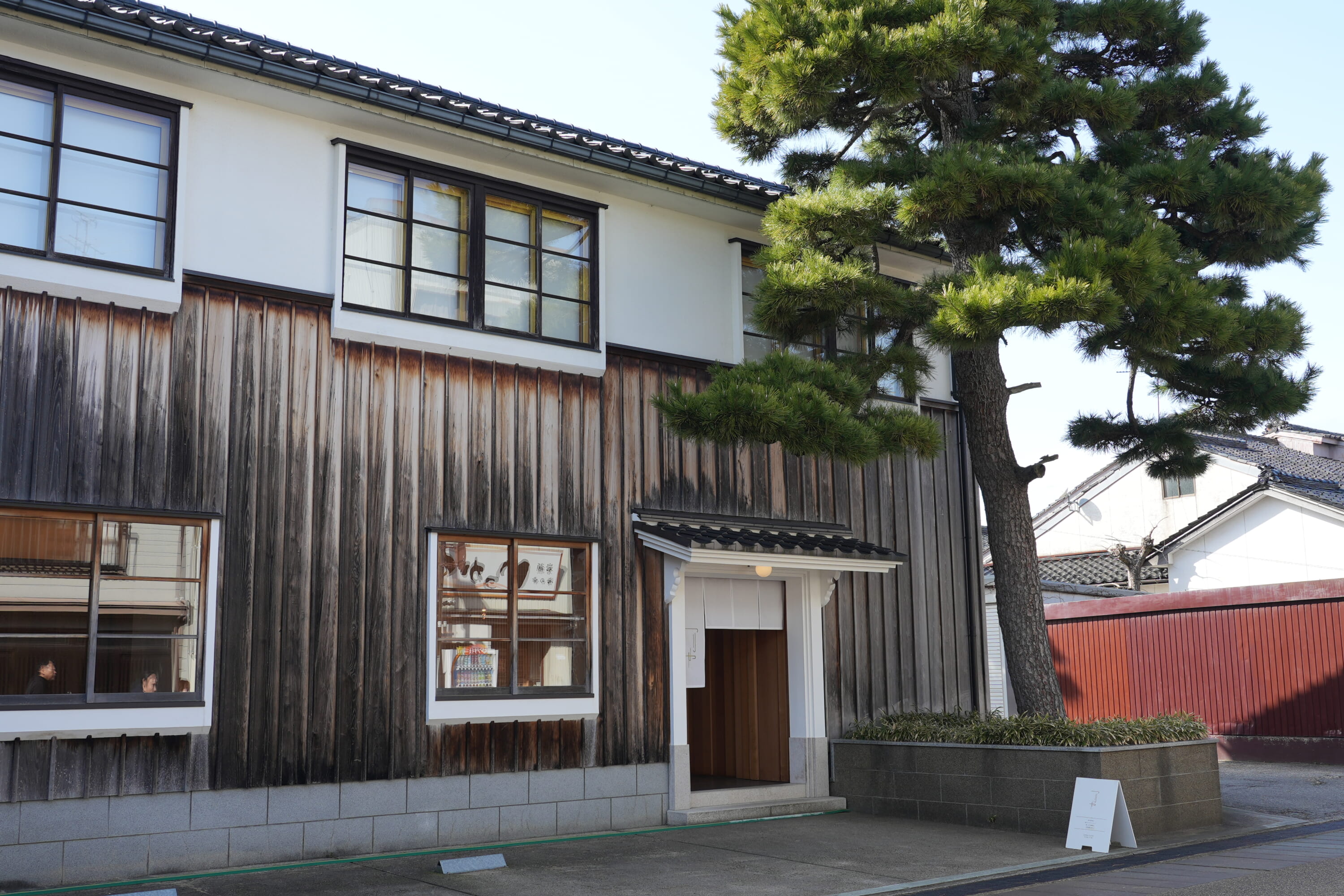 Toyama Treasures: Sushi, Sashimi and the Glow of Firefly Squid