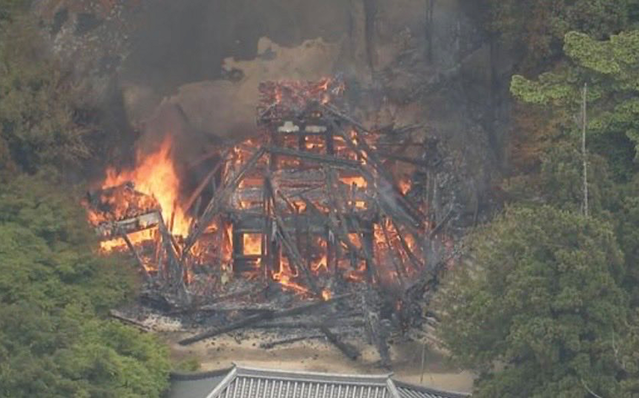 Sacred ‘Eternal Flame’ Hall Destroyed in Miyajima Fire