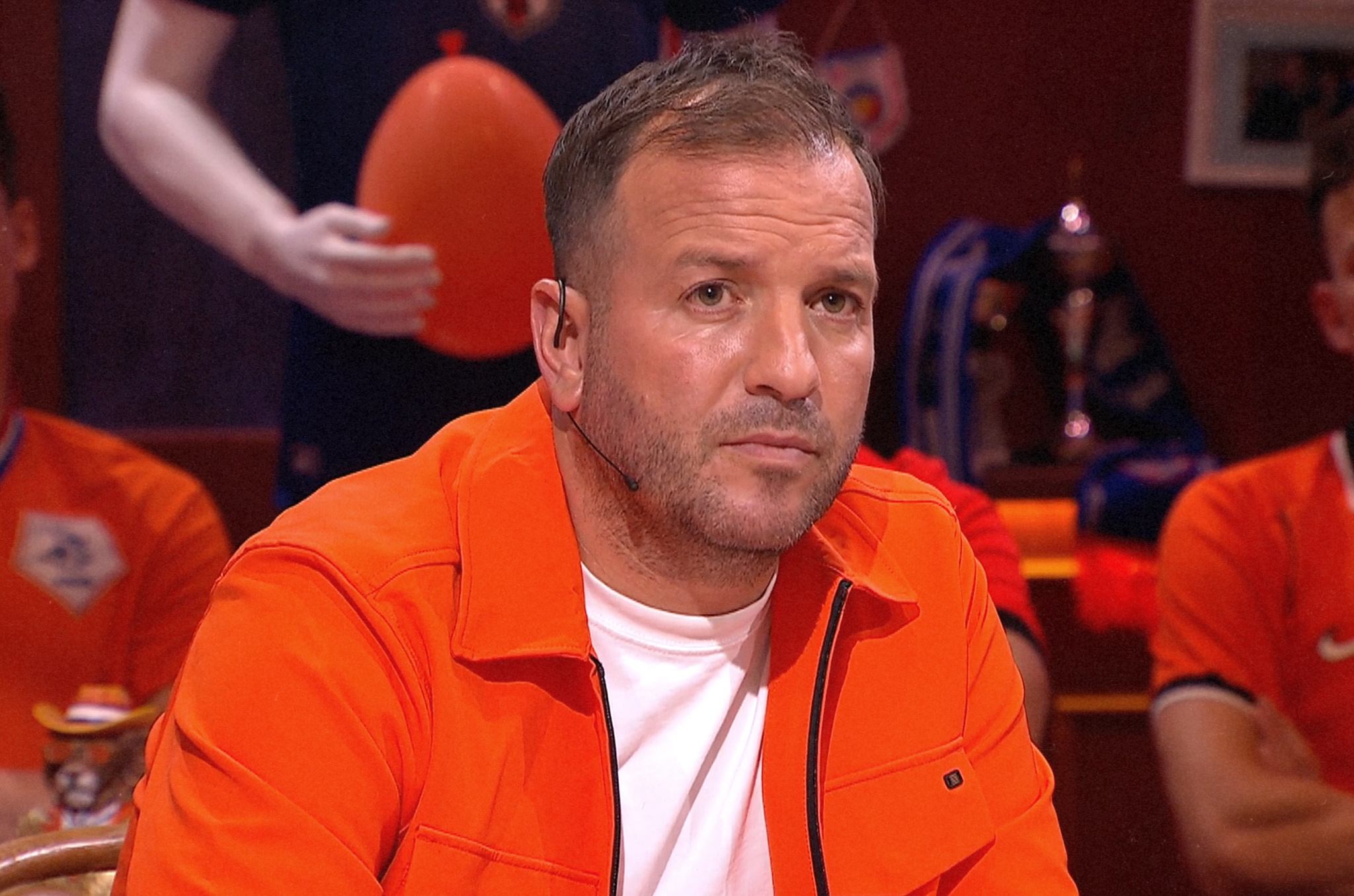 Rafael van der Vaart Apologizes After Saying Japanese Players 'Look Alike'