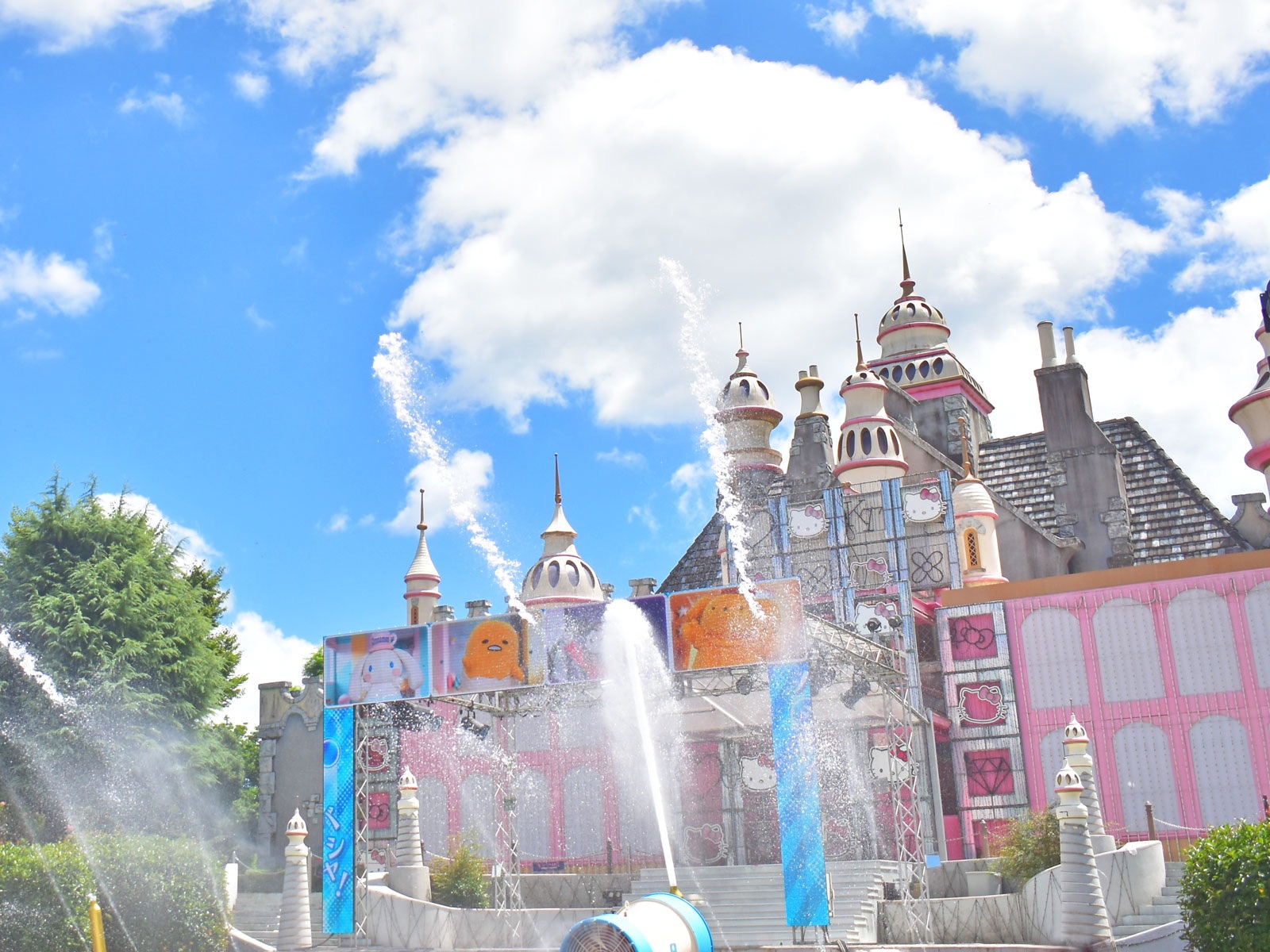 tanned hello kitty sanrio harmonyland