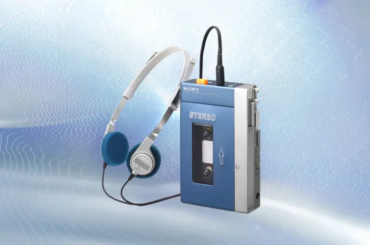 SONY WALKMAN昭和レトロ Why Critics Thought the Sony Walkman Would End Civilization